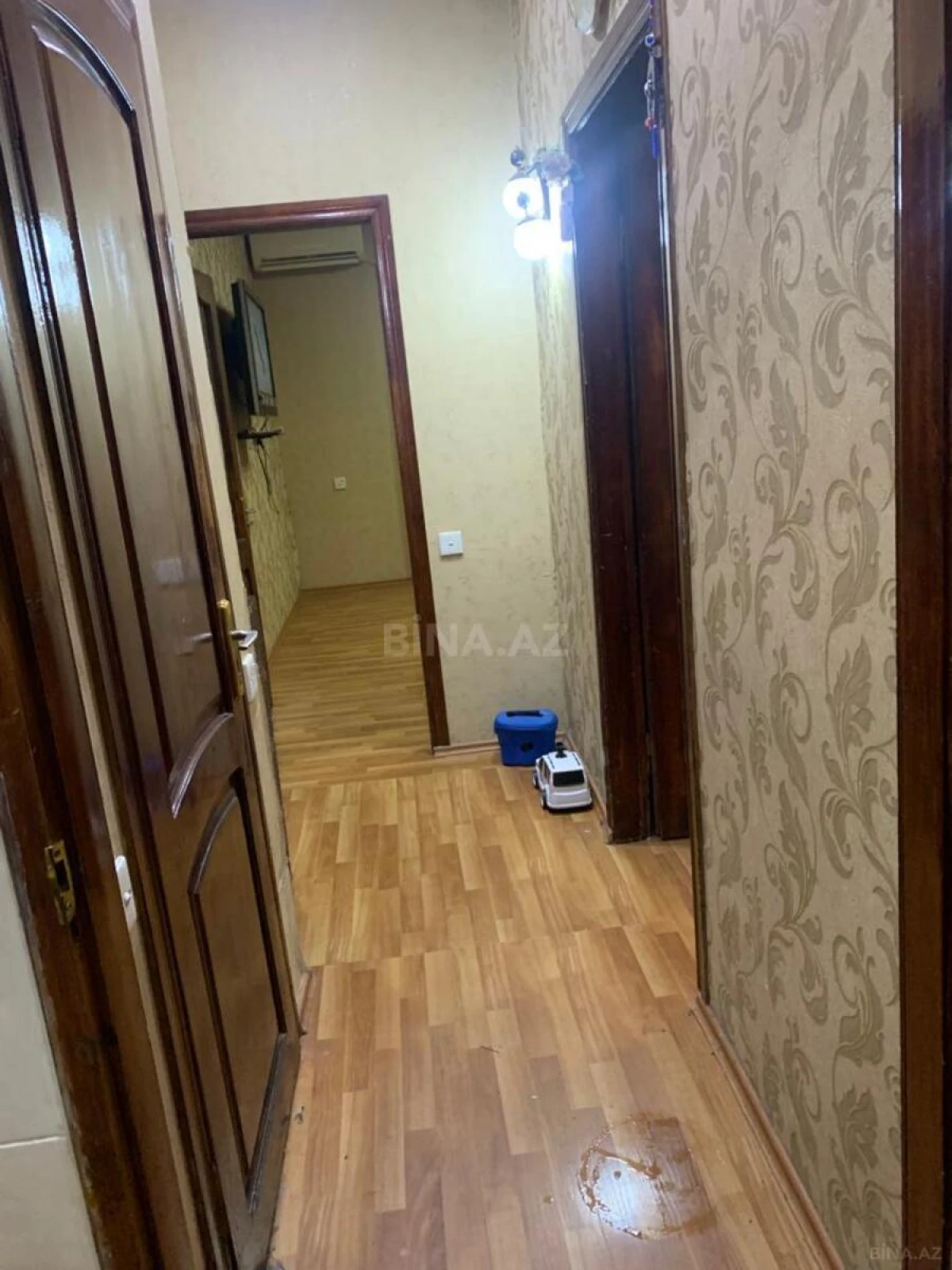 Satılır 2 otaqlı mənzil 56 m²