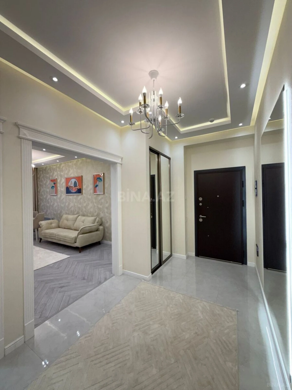 Satılır 3 otaqlı mənzil 100 m²
