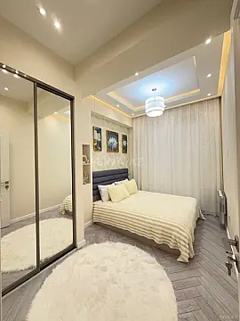 Satılır 3 otaqlı mənzil 100 m²