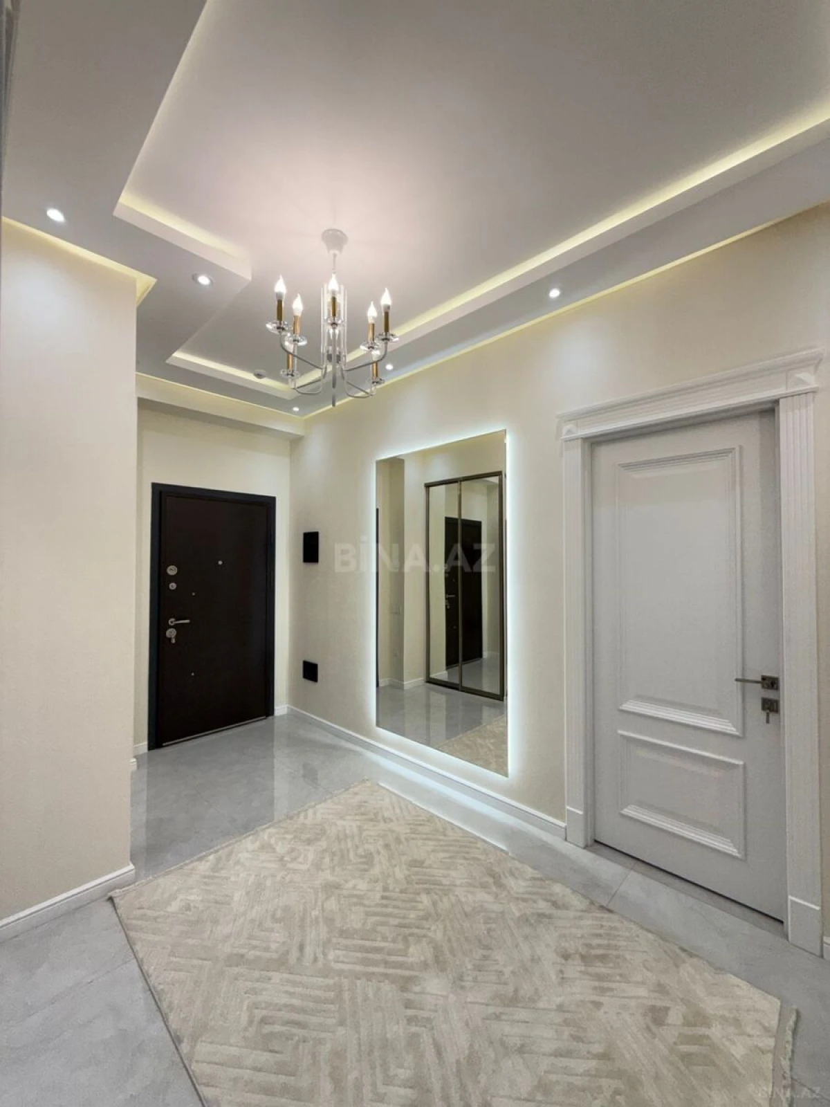 Satılır 3 otaqlı mənzil 100 m²
