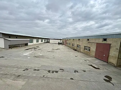 Kirayə verilir obyekt 1700 m²