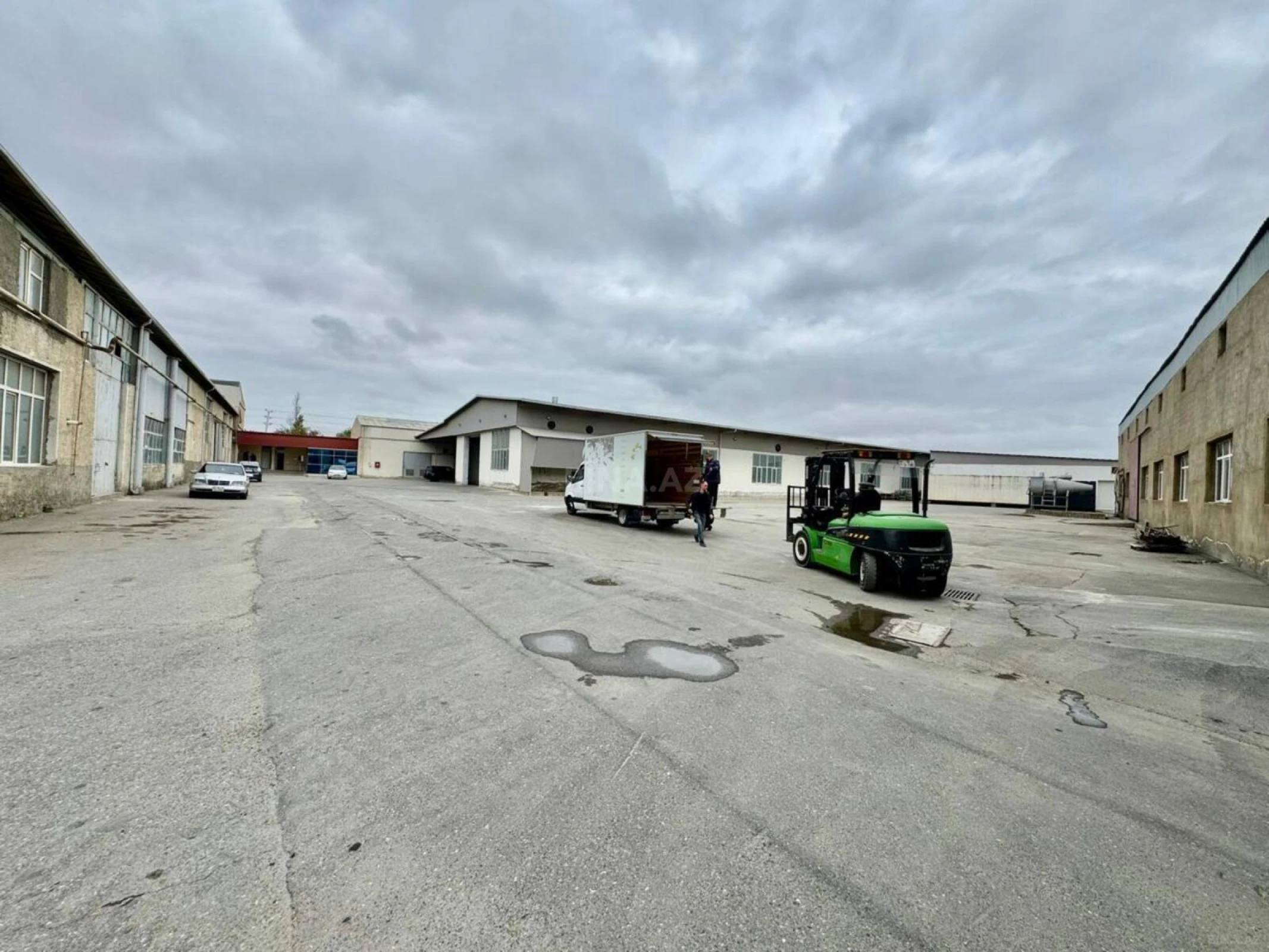 Kirayə verilir obyekt 1700 m²