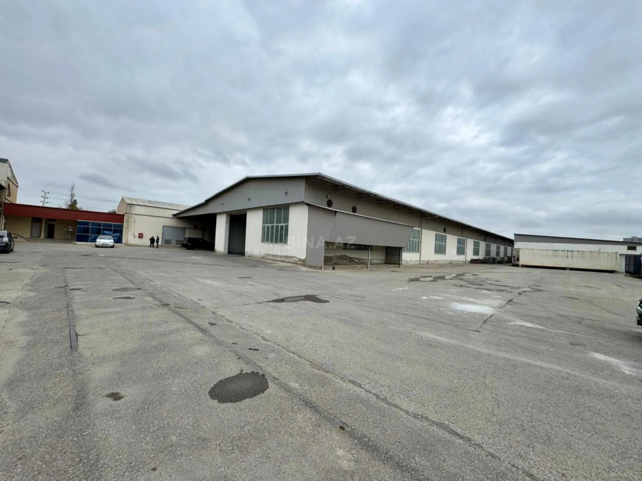 Kirayə verilir obyekt 1700 m²