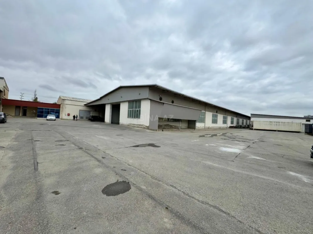 Kirayə verilir obyekt 1700 m²