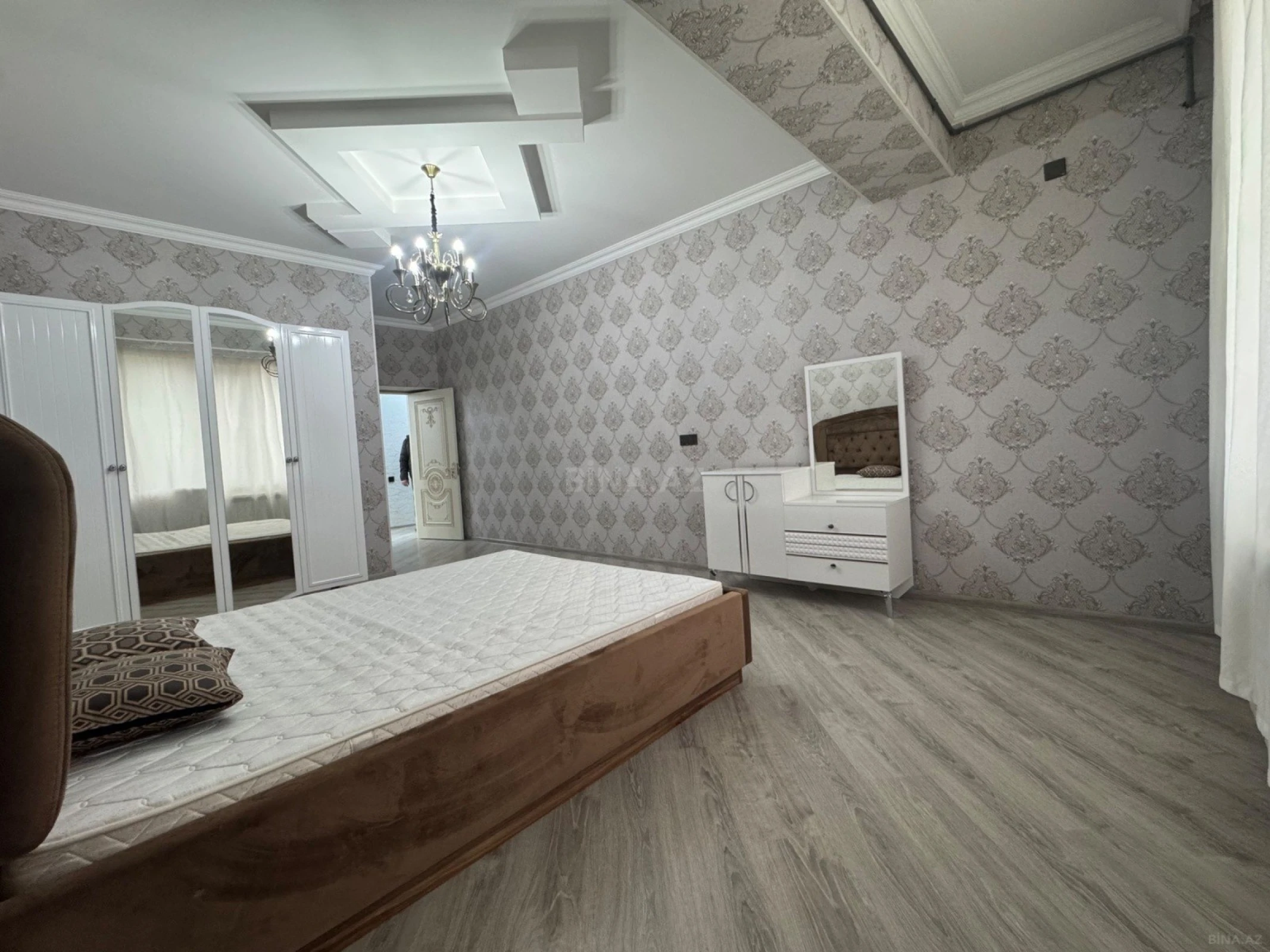Satılır 2 otaqlı mənzil 88.2 m²