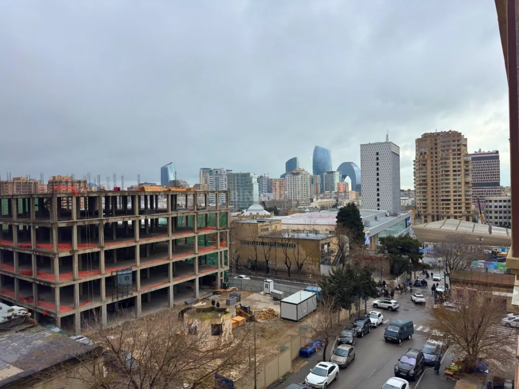 Satılır 2 otaqlı mənzil 88.2 m²