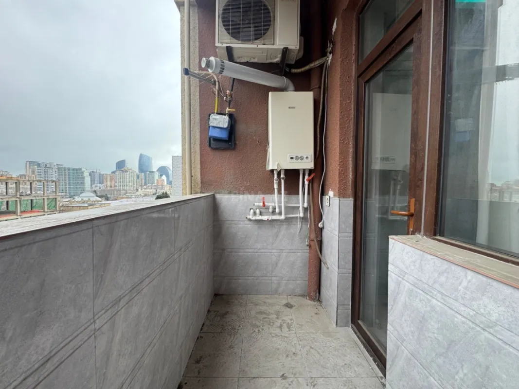 Satılır 2 otaqlı mənzil 88.2 m²
