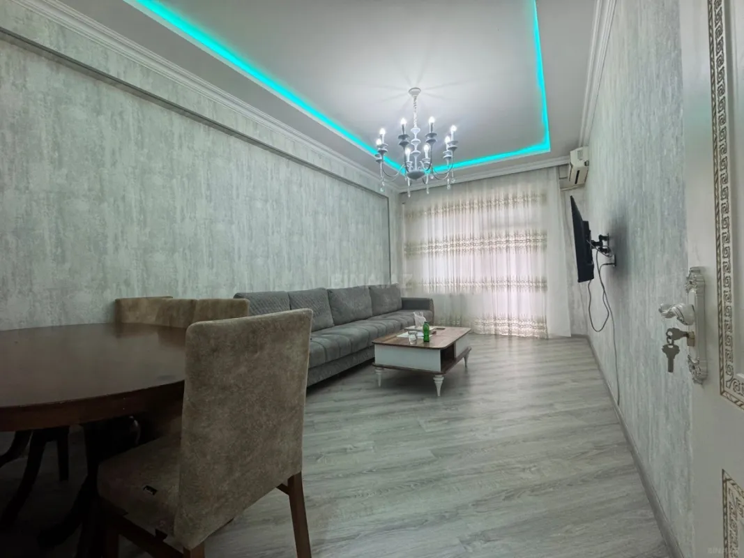 Satılır 2 otaqlı mənzil 88.2 m²