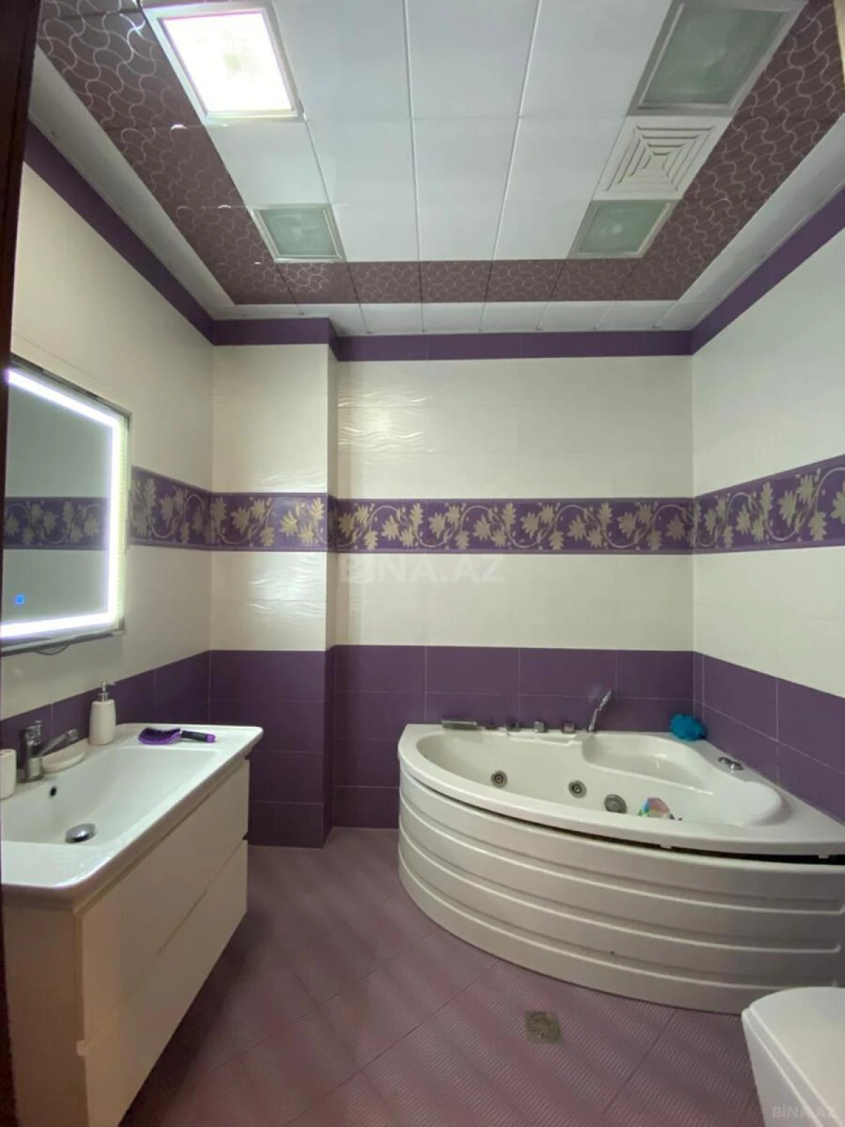 Kirayə verilir 3 otaqlı mənzil 120 m²