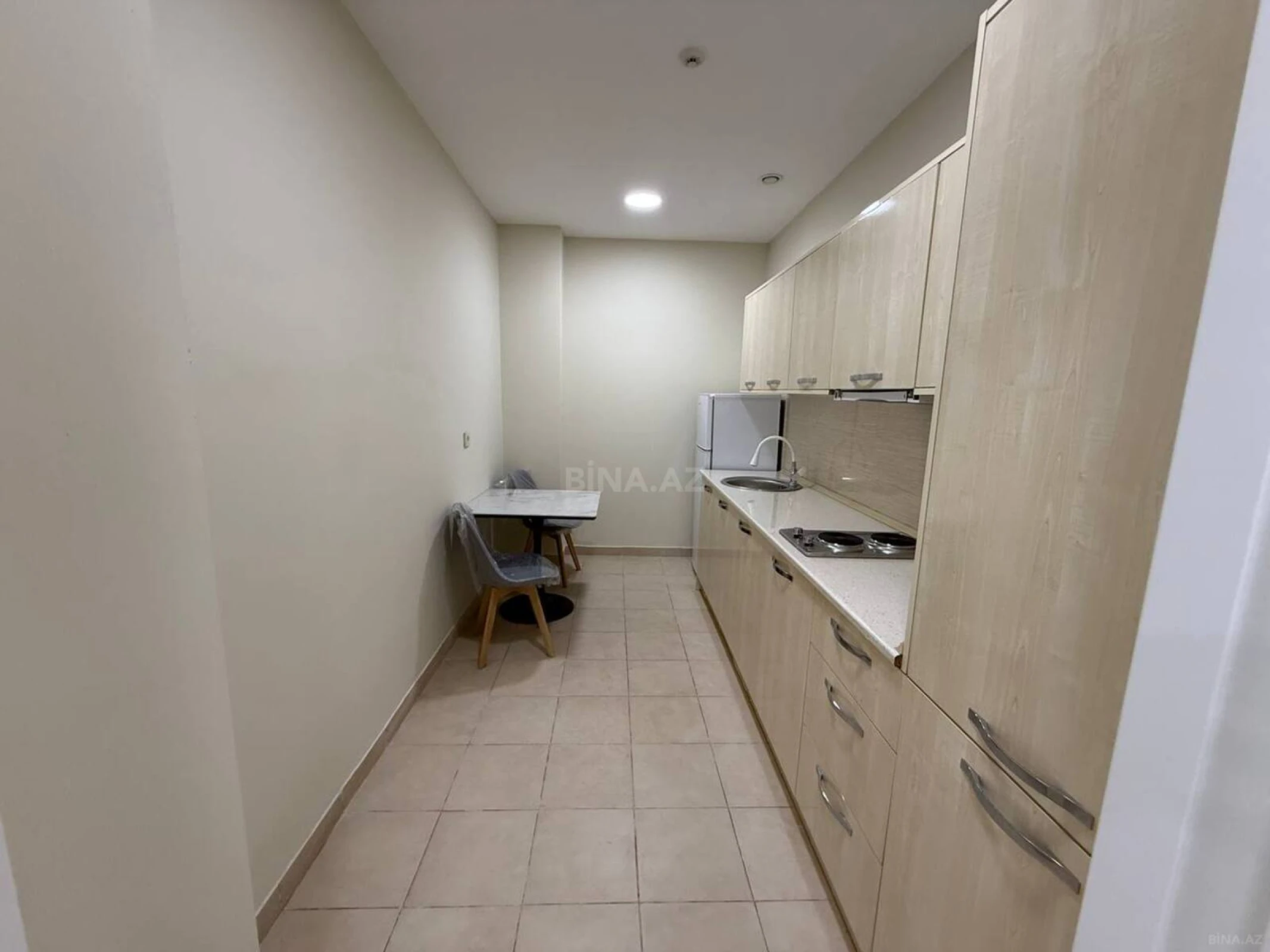 Kirayə verilir 3 otaqlı ofis 112 m²