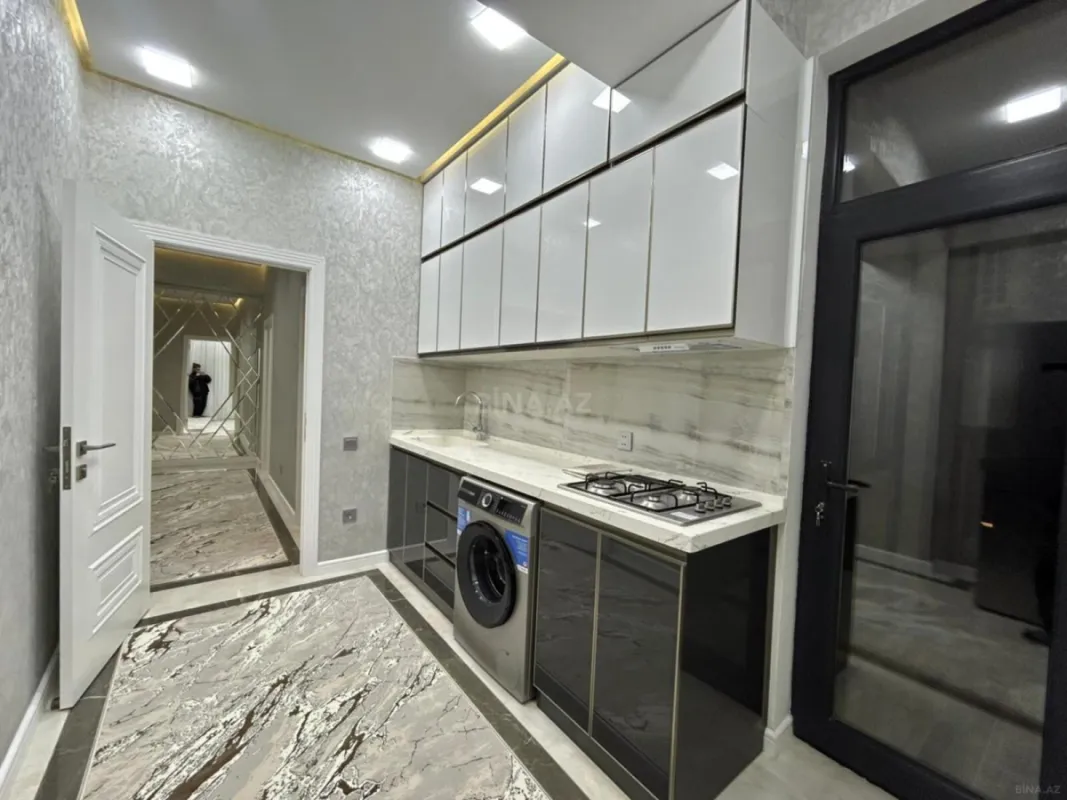 Kirayə verilir 2 otaqlı mənzil 75 m²