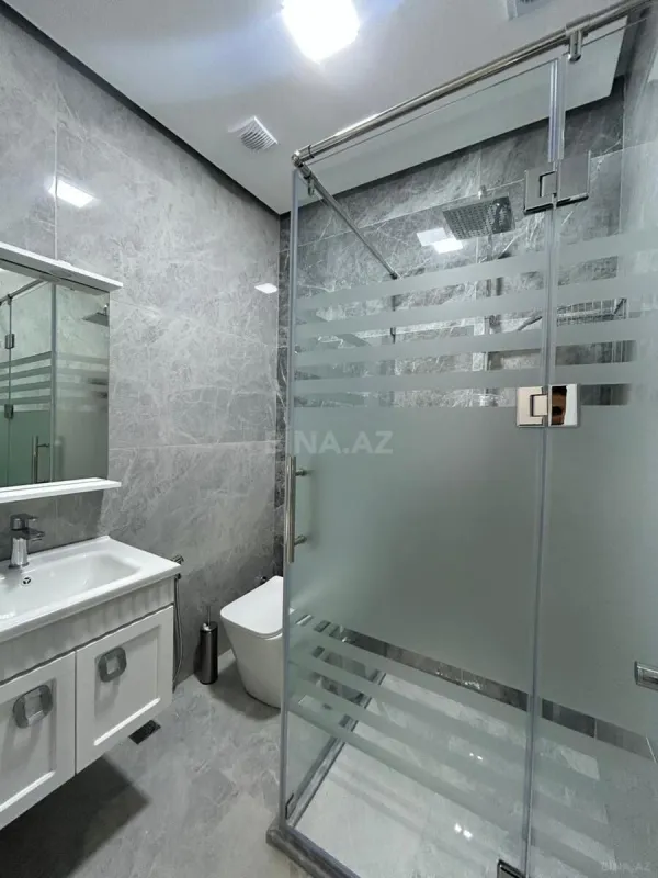 Kirayə verilir 2 otaqlı mənzil 75 m²