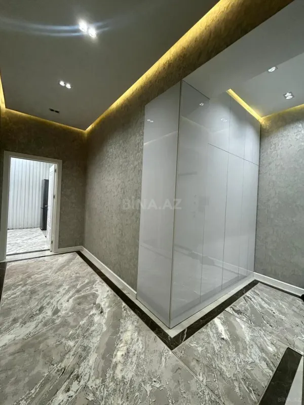 Kirayə verilir 2 otaqlı mənzil 75 m²