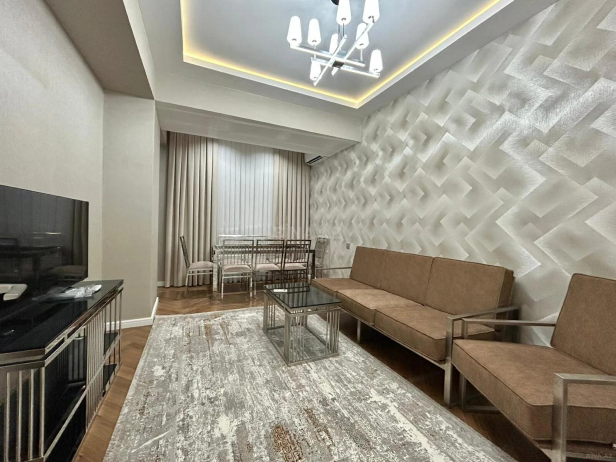 Kirayə verilir 2 otaqlı mənzil 75 m²