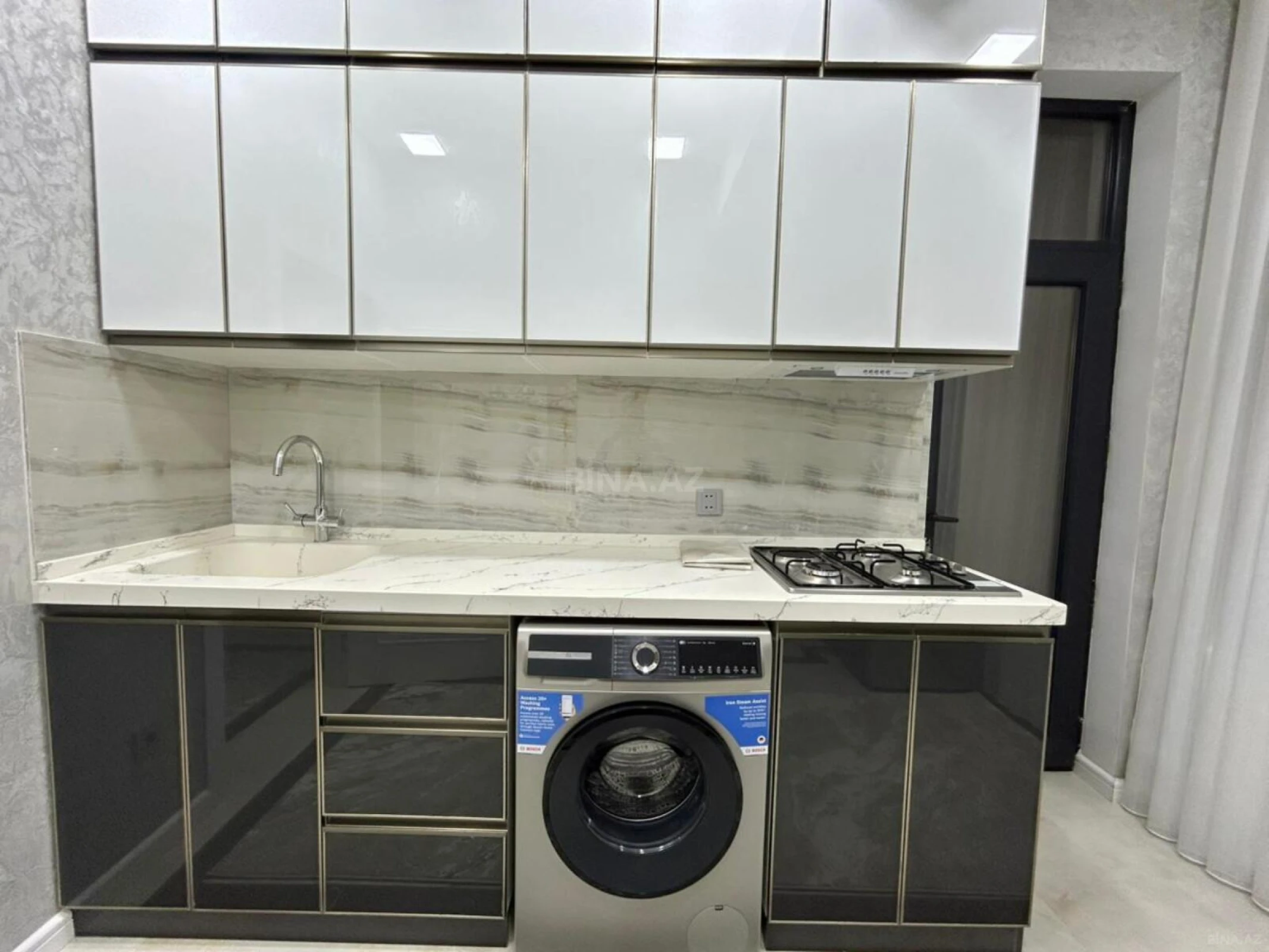 Kirayə verilir 2 otaqlı mənzil 75 m²