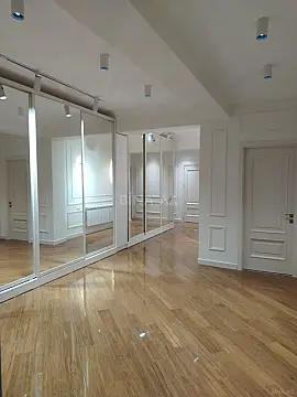 Satılır 3 otaqlı mənzil 150 m² — Bakı 3 otaq 150.00 m²