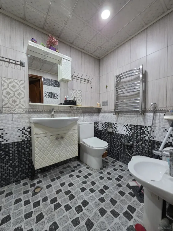 Satılır 2 otaqlı mənzil 58 m²