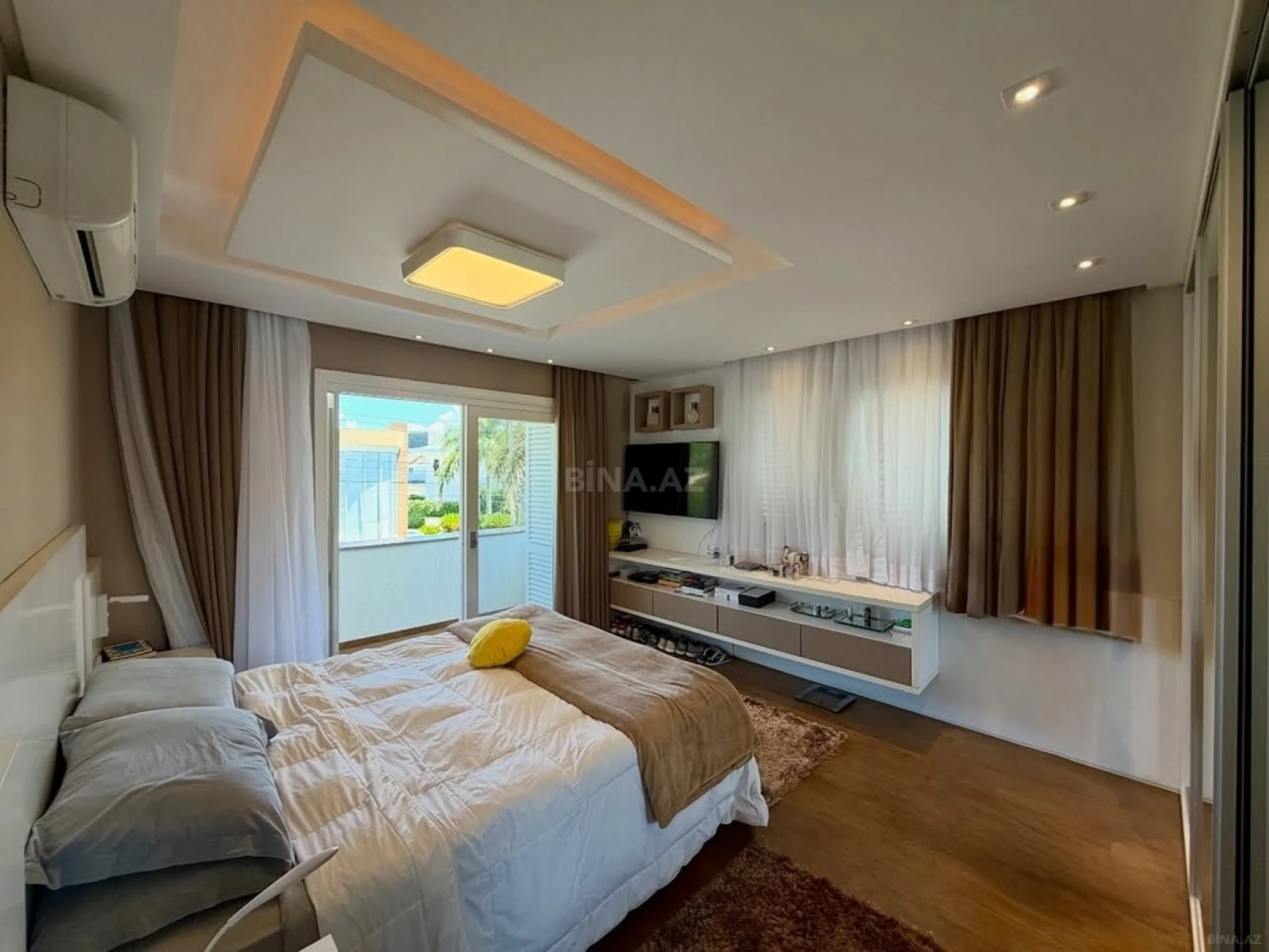 Kirayə verilir 5 otaqlı həyət evi 260 m²