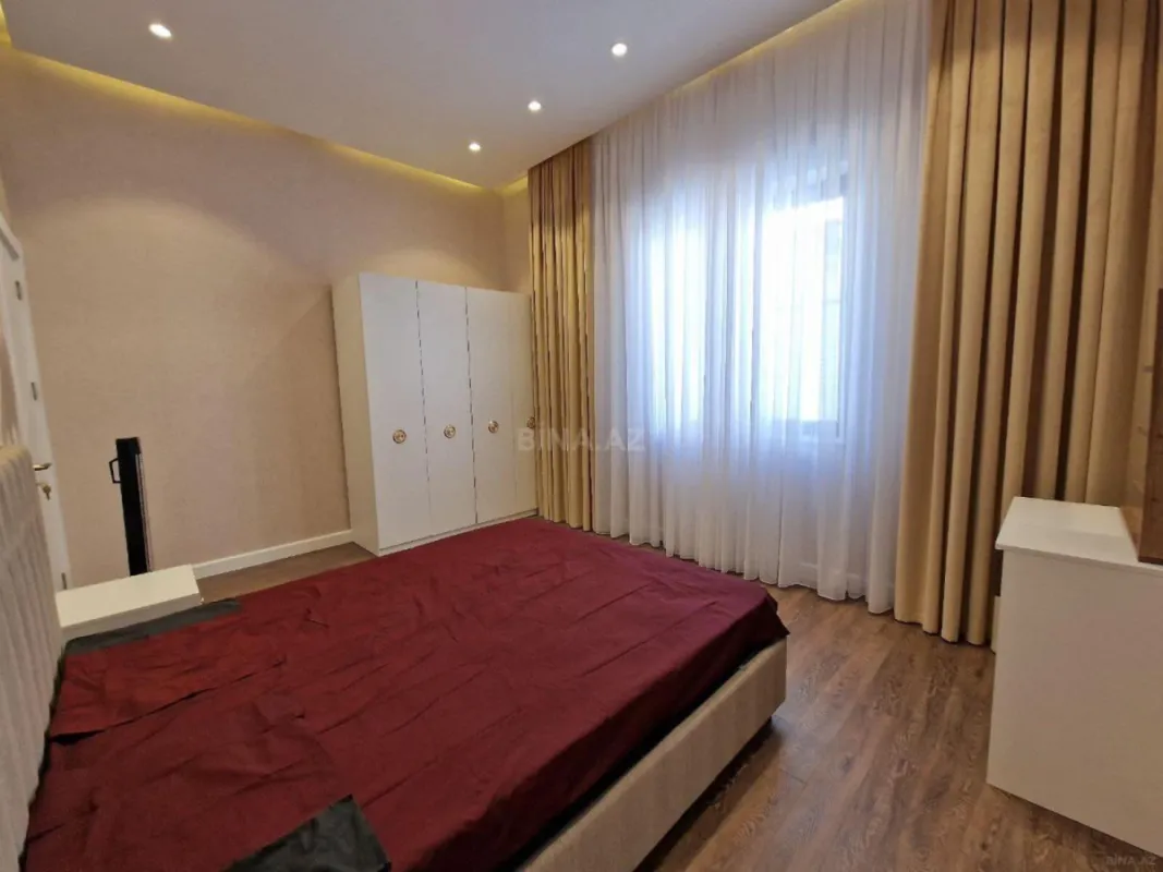 Kirayə verilir 5 otaqlı həyət evi 260 m²