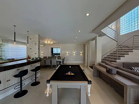 Kirayə verilir 5 otaqlı həyət evi 260 m²