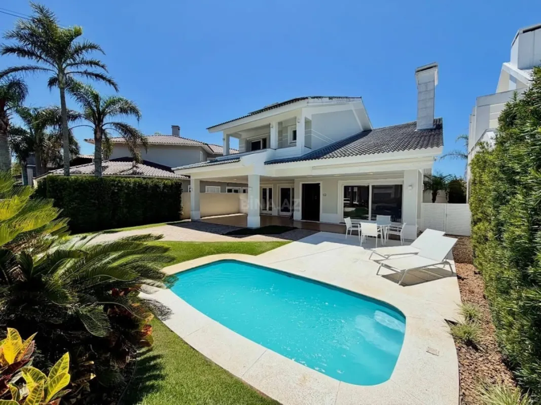 Kirayə verilir 5 otaqlı həyət evi 260 m²