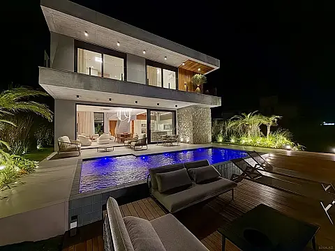 Kirayə verilir 5 otaqlı həyət evi 300 m² — Bakı, Şüvəlan 5 otaq 300.00 m²