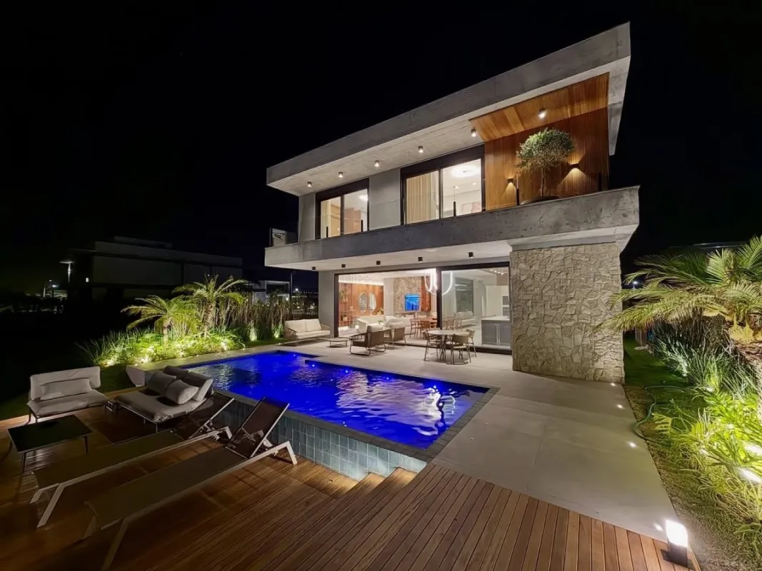 Kirayə verilir 5 otaqlı həyət evi 300 m²