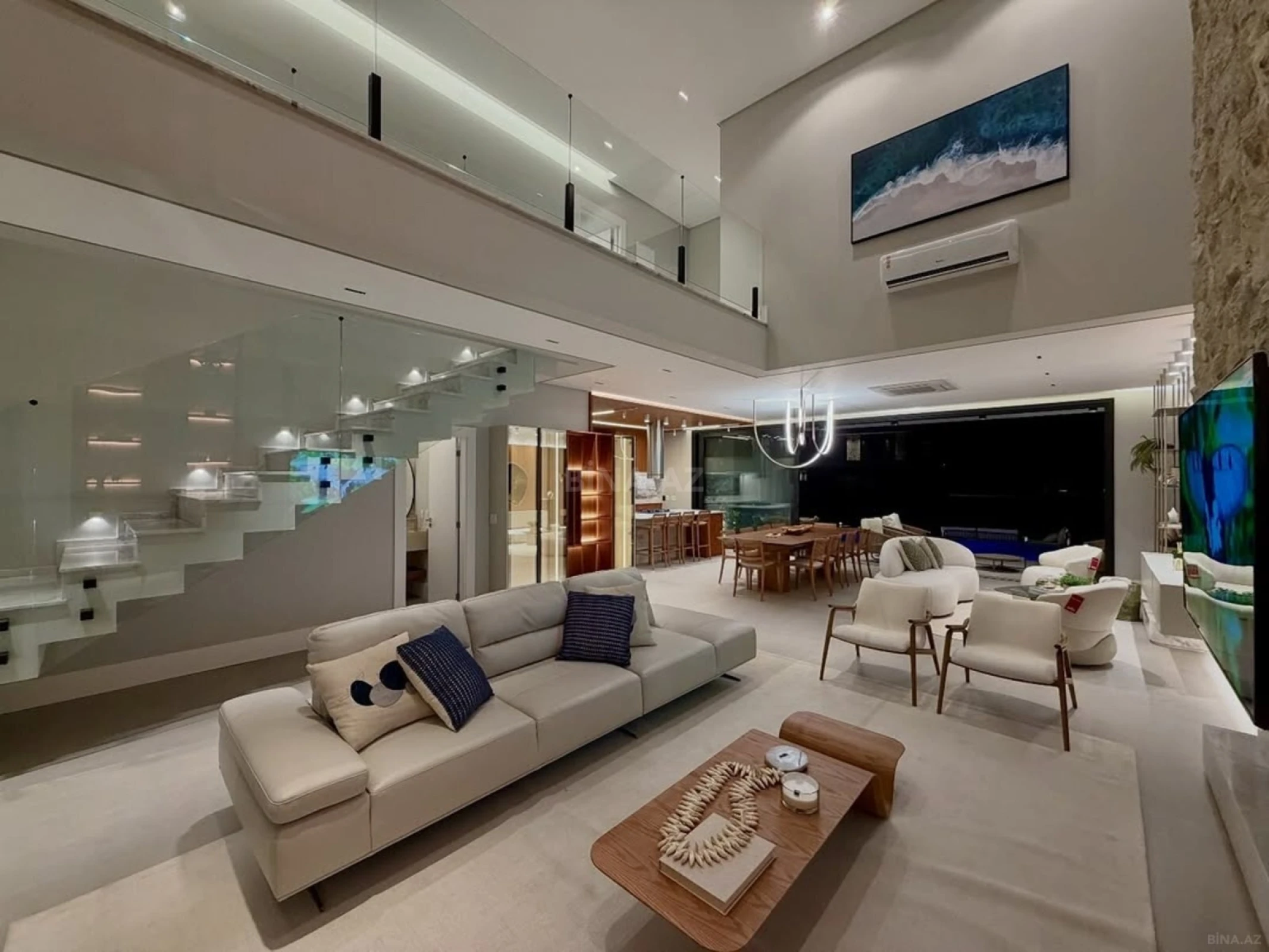 Kirayə verilir 5 otaqlı həyət evi 300 m²