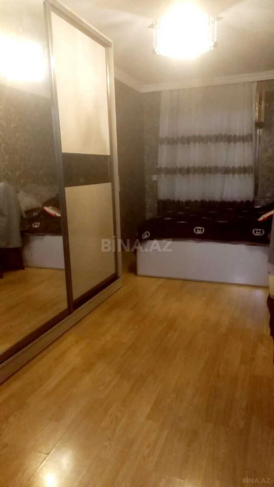 Satılır 2 otaqlı mənzil 50 m²