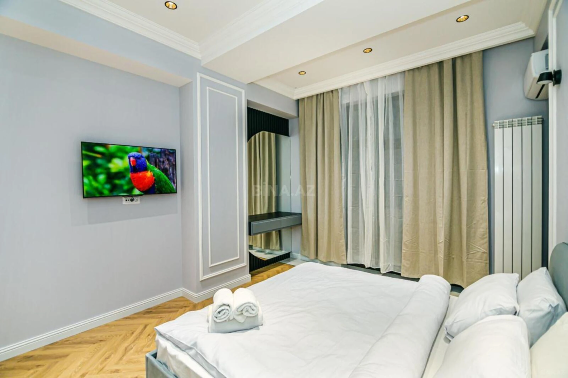 Kirayə verilir 3 otaqlı mənzil 140 m²