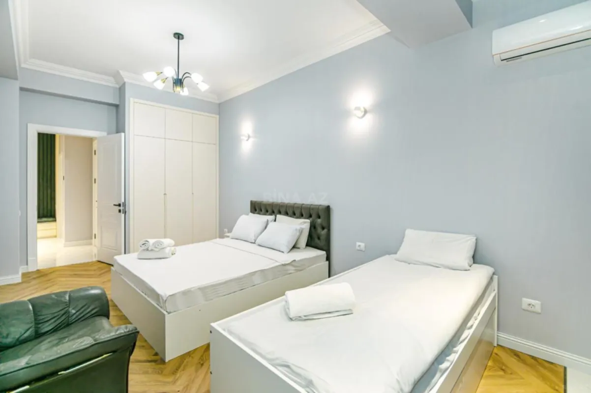 Kirayə verilir 3 otaqlı mənzil 140 m²