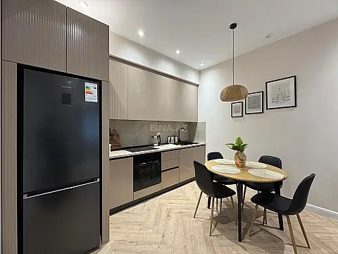 Kirayə verilir 2 otaqlı mənzil 70 m²