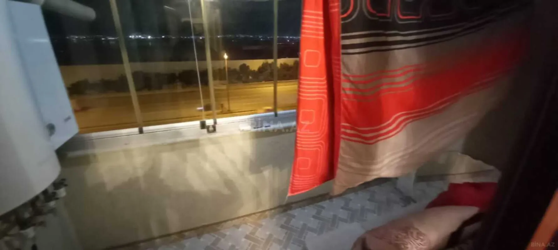 Satılır 2 otaqlı mənzil 60 m²