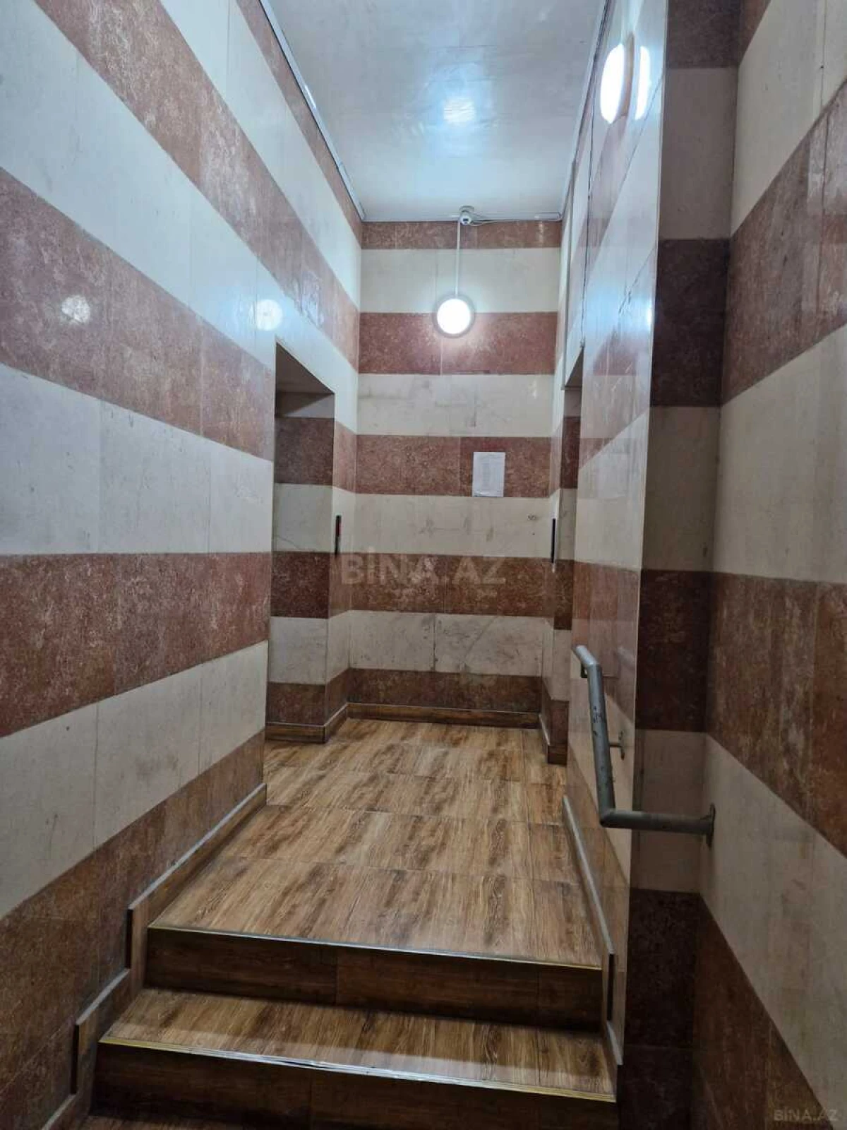 Satılır 2 otaqlı mənzil 74.2 m²
