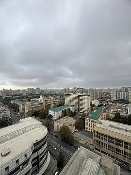 Satılır 2 otaqlı mənzil 67 m²