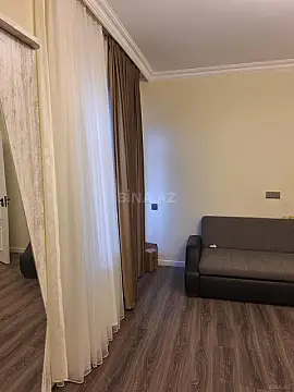 Satılır 6 otaqlı həyət evi 190 m²