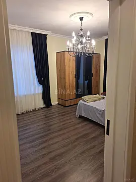 Satılır 6 otaqlı həyət evi 190 m²