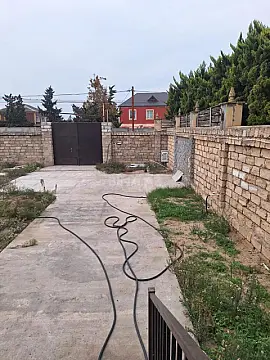 Satılır 6 otaqlı həyət evi 190 m²