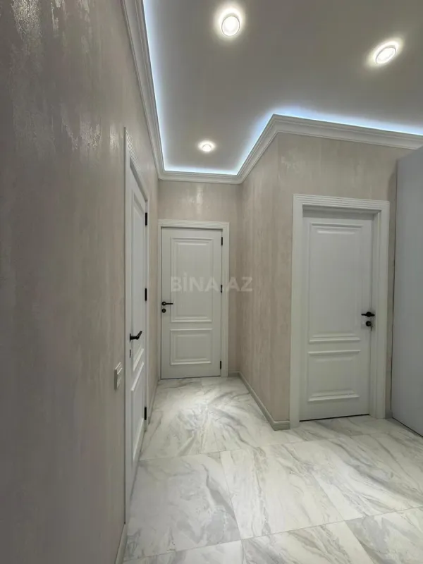 Satılır 3 otaqlı mənzil 95 m²