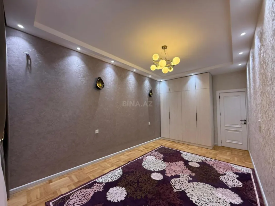 Satılır 3 otaqlı mənzil 95 m²