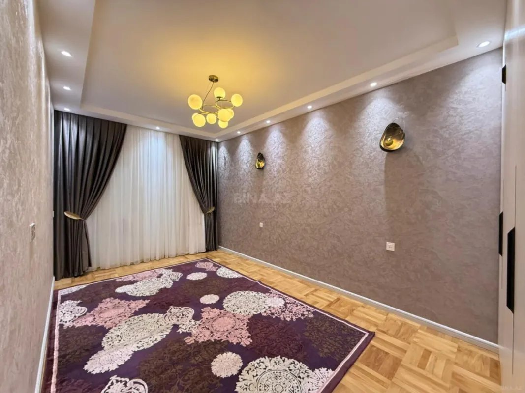 Satılır 3 otaqlı mənzil 95 m²
