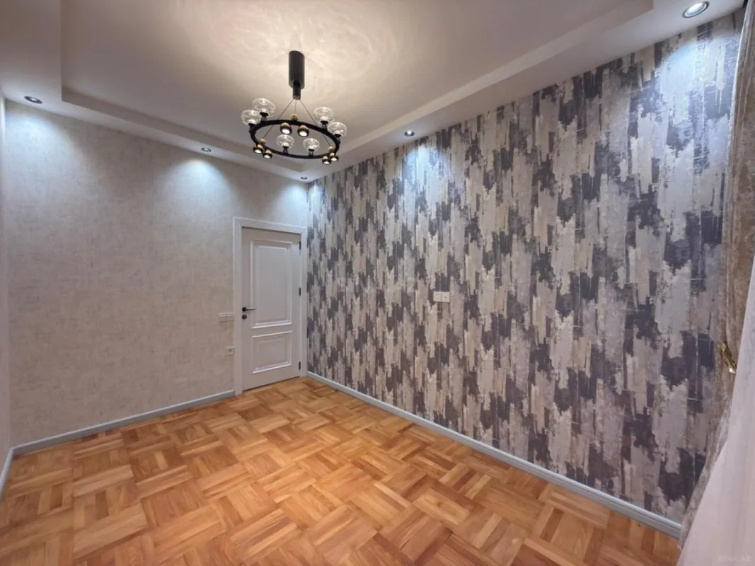 Satılır 3 otaqlı mənzil 95 m²