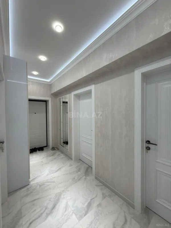 Satılır 3 otaqlı mənzil 95 m²