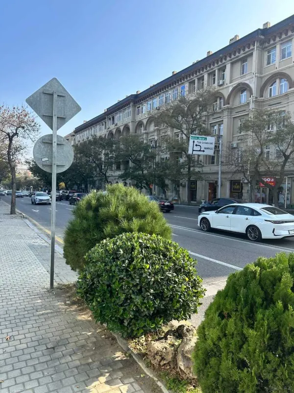 Kirayə verilir 3 otaqlı mənzil 100 m²