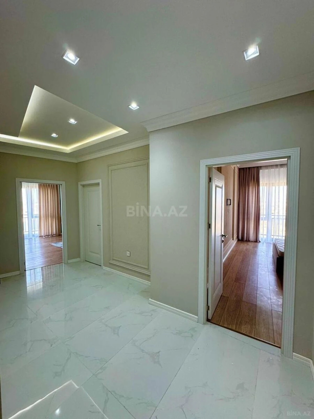 Kirayə verilir 3 otaqlı mənzil 107 m²