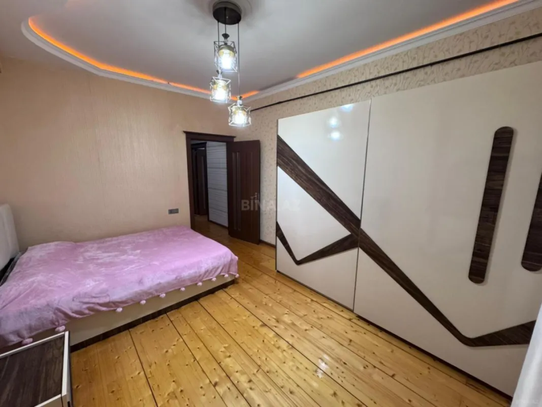 Kirayə verilir 2 otaqlı mənzil 70 m²