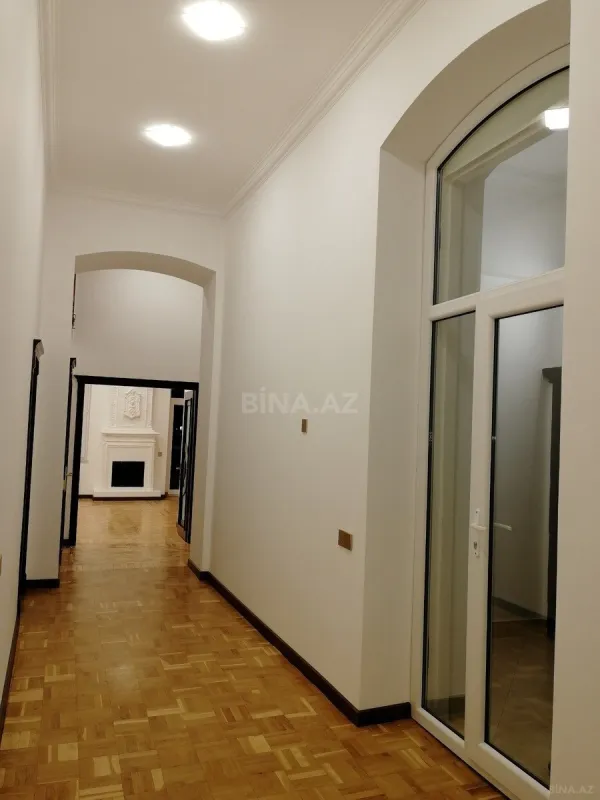 Kirayə verilir 3 otaqlı ofis 110 m²