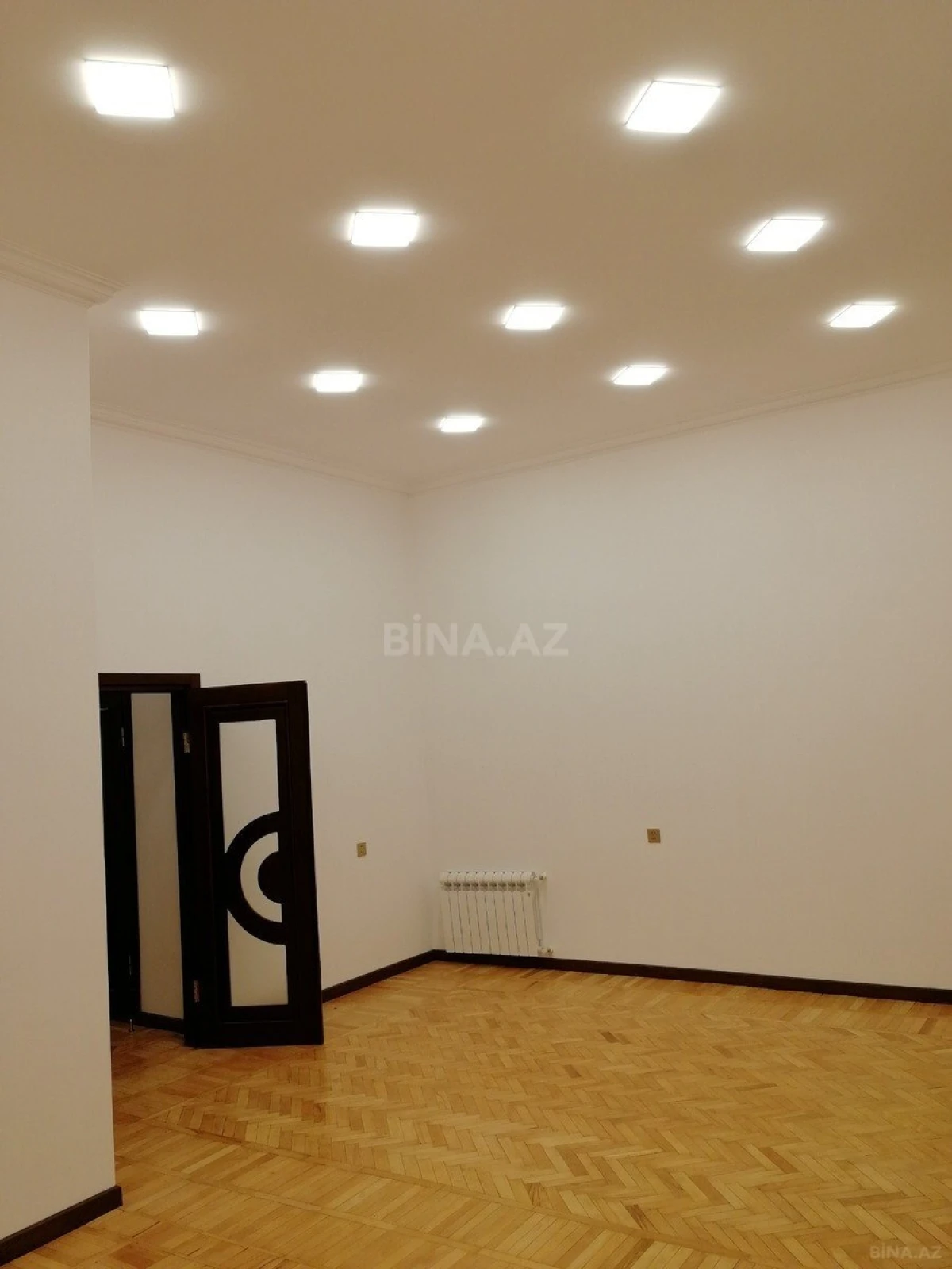 Kirayə verilir 3 otaqlı ofis 110 m²