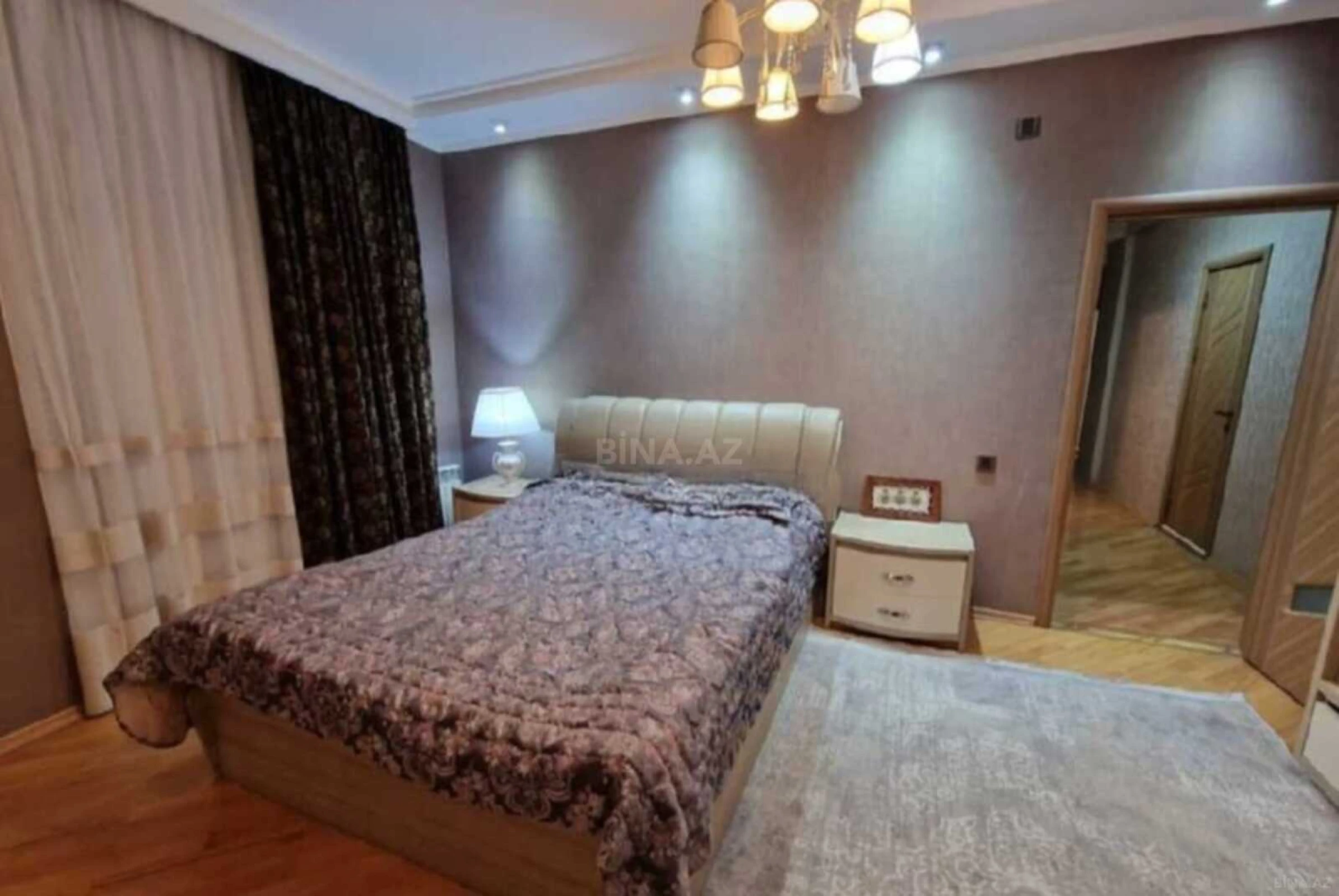 Satılır 3 otaqlı mənzil 111 m²