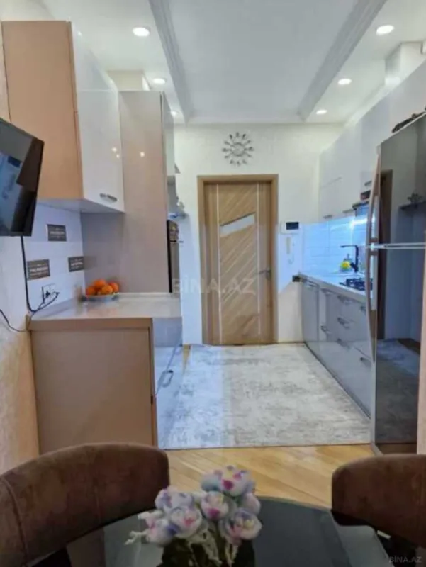 Satılır 3 otaqlı mənzil 111 m²